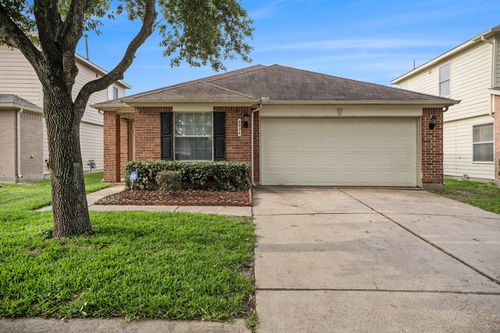 9326 Garfield Park Ln, Houston, TX, 77075-4838 | Card Image