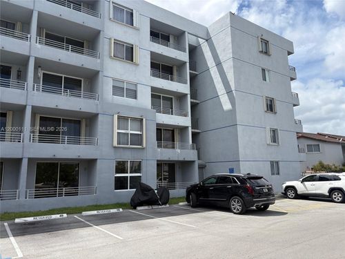 apt-102-8231 Nw 8th St, Miami, FL, 33126-3941 | Card Image