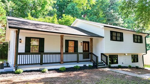 2641 Whitehaven Drive Sw, Marietta, GA, 30064 | Card Image
