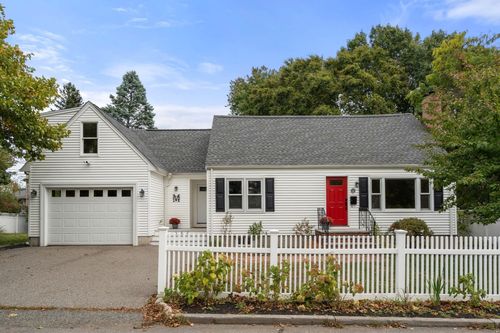 358 Central Ave, Dedham, MA, 02026-4843 | Card Image