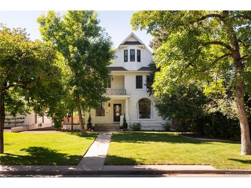 935 N Monaco Street Pkwy, Denver, CO, 80220-4646 | Card Image