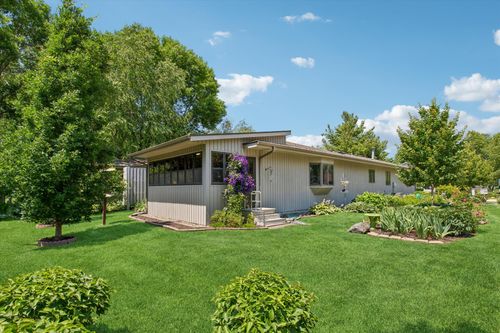 701 Hackerson Ct, Northfield, MN, 55057-1206 | Card Image