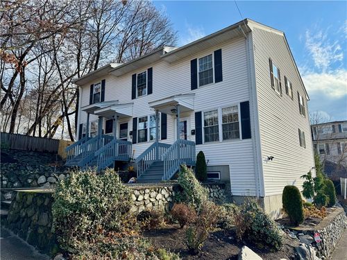 234 Dunedin Street, Cranston, RI, 02920 | Card Image