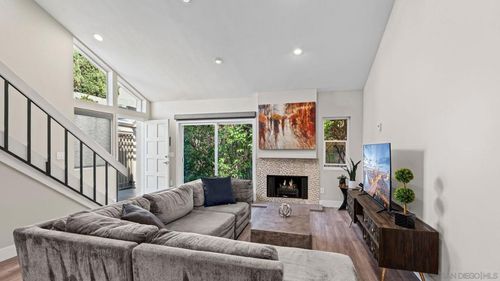 6228 Caminito Araya, San Diego, CA, 92122-3445 | Card Image