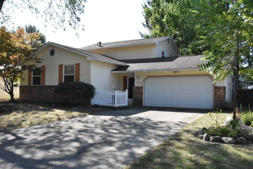 1821 Dorsetshire Rd, Columbus, OH, 43229-2140 | Card Image
