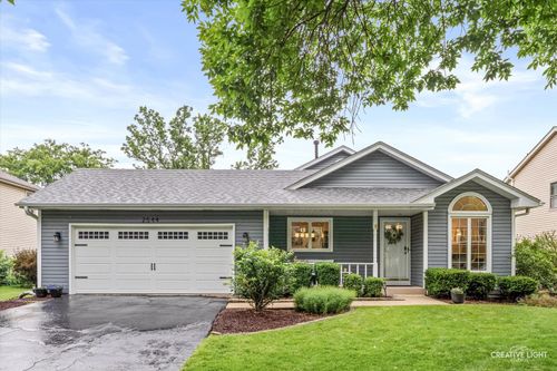 2544 Brockton Cir, Naperville, IL, 60565-3194 | Card Image