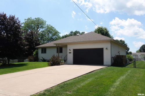 1156 Russell Ave, Galesburg, IL, 61401-3047 | Card Image