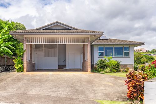 2193 Ala Mahamoe St, Honolulu, HI, 96819-1629 | Card Image