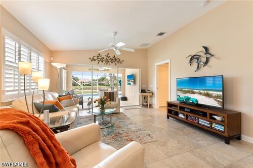 15366 Upwind Dr, BONITA SPRINGS, FL, 34135-8587 | Card Image