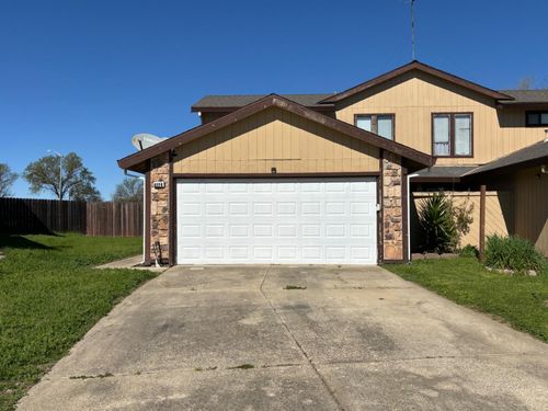 9328 Aizenberg Circle, Elk Grove, CA, 95624 | Card Image