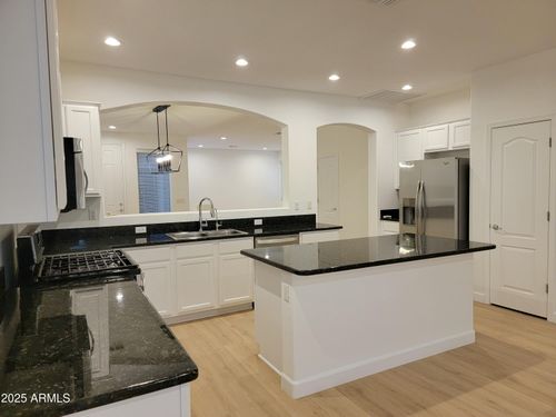 6850 S Birdie Way, Gilbert, AZ, 85298-4166 | Card Image
