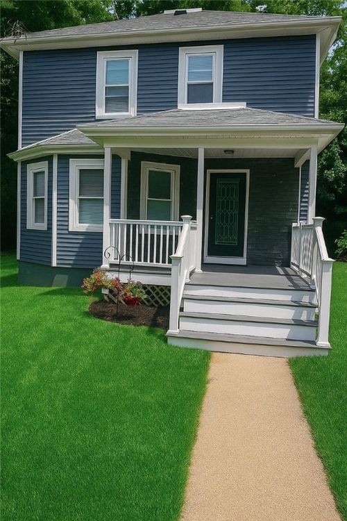 40 E Greenwich Ave, West Warwick, RI, 02893-5458 | Card Image