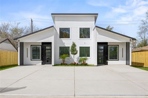 b-7710 Sharondale Dr, Houston, TX, 77033-2807 | Card Image