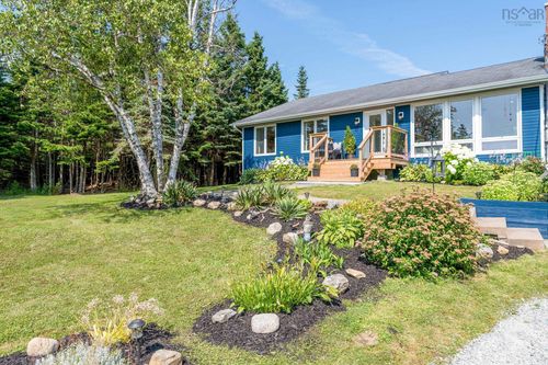 1555 E Chezzetcook Rd, Lower East Chezzetcook, NS, B0J2L0 | Card Image