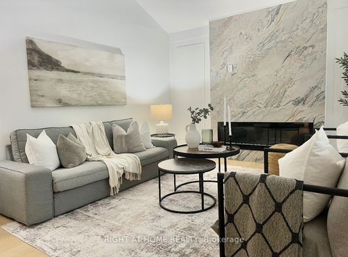 1416 Nash Rd, Courtice, ON, L1E2K1 | Card Image