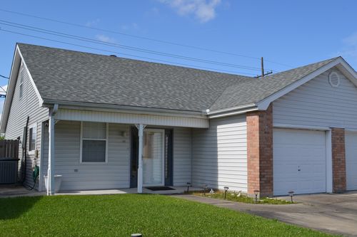 132 Saxony Dr, Houma, LA, 70364-2871 | Card Image
