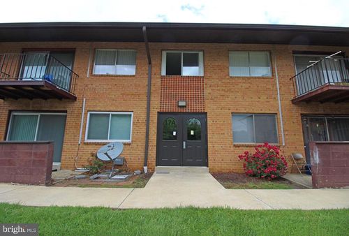 30-17 Water St, GAITHERSBURG, MD, 20877-1964 | Card Image