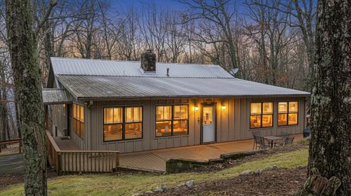 73 County Road 66, Fort Payne, AL, 35967-8028 | Card Image