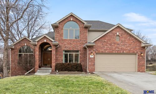 3820 Petersburg Ct, Lincoln, NE, 68516-5434 | Card Image
