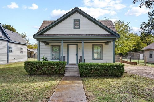 108 Holcombville Rd, Tom Bean, TX, 75491-5304 | Card Image