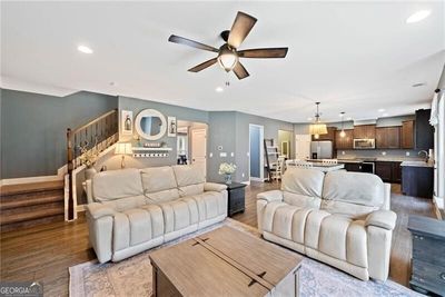 924 Woodbury Road, House other with 4 bedrooms, 2 bathrooms and null parking in Canton GA | Image 2