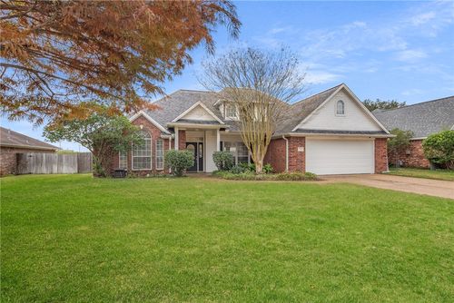 714 Brussels Drive, College Station, TX, 77845 | Card Image