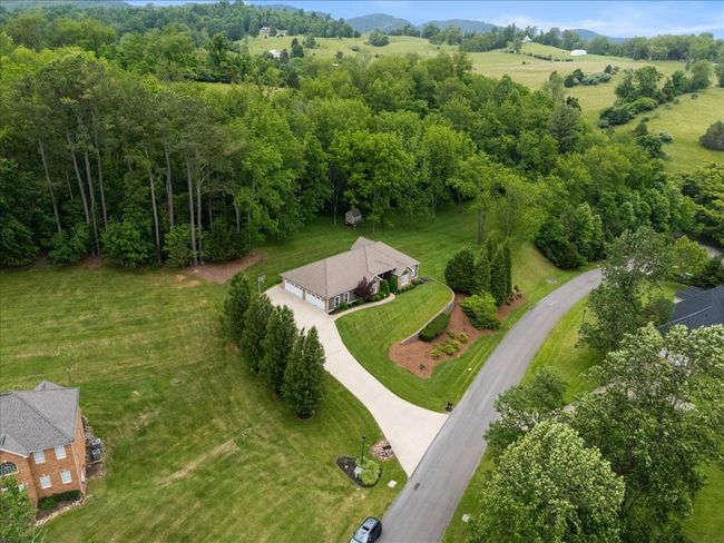 20118 Heron Cir, House other with 4 bedrooms, 4 bathrooms and 4 parking in Abingdon VA | Image 77