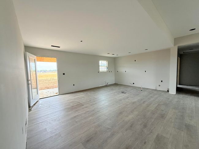 465 Wyldwood Way, House other with 3 bedrooms, 2 bathrooms and null parking in Berea KY | Image 4
