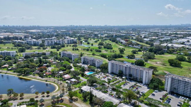 APT-505 - 3050 N Palm Aire Dr, Condo with 1 bedrooms, 1 bathrooms and null parking in Pompano Beach FL | Image 4