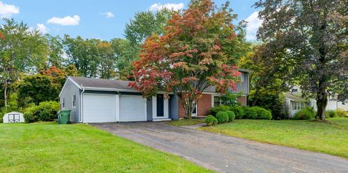 28 Sunnyfield Dr, Windsor, CT, 06095-3258 | Card Image