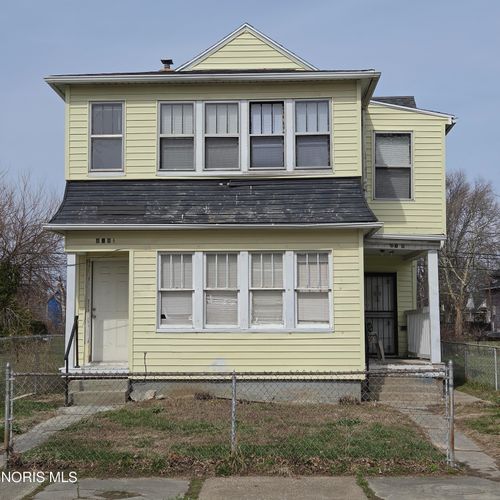 818 Norwood Ave, Toledo, OH, 43607-2047 | Card Image