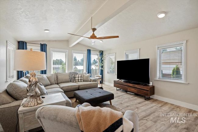 632 N Edgewood Ln, House other with 4 bedrooms, 2 bathrooms and 1 parking in Eagle ID | Image 6