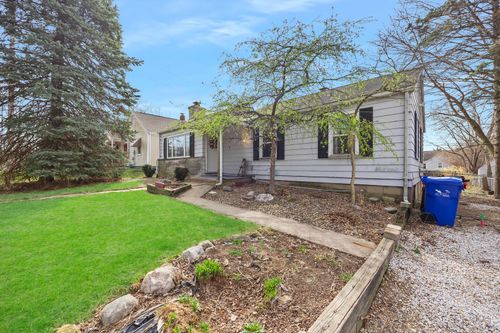 632 E Toledo Ave, Peoria Heights, IL, 61616-6243 | Card Image