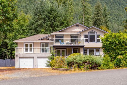 9801 Miracle Way, Youbou, BC, V0R3E1 | Card Image