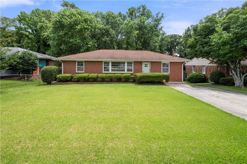 135 5th Ave, Jonesboro, GA, 30236-3228 | Card Image