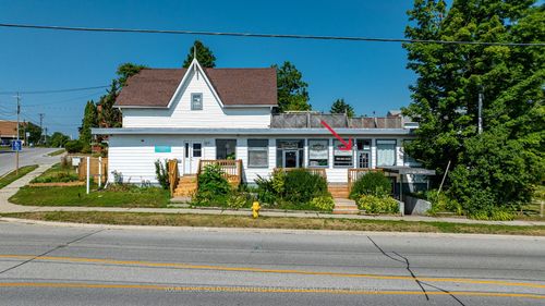 2-24 Toronto St N, Uxbridge, ON, L9P1E6 | Card Image