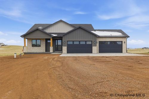 2511 Three Dots Trl, Cheyenne, WY, 82009-9880 | Card Image