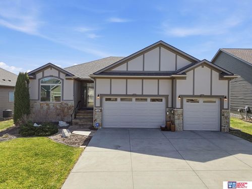 2737 Shadowbrook Dr, Lincoln, NE, 68516-7757 | Card Image