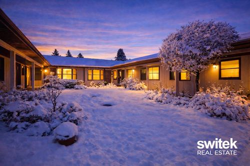 202 Bona Vista Dr Nw, Grand Rapids, MI, 49504-5993 | Card Image