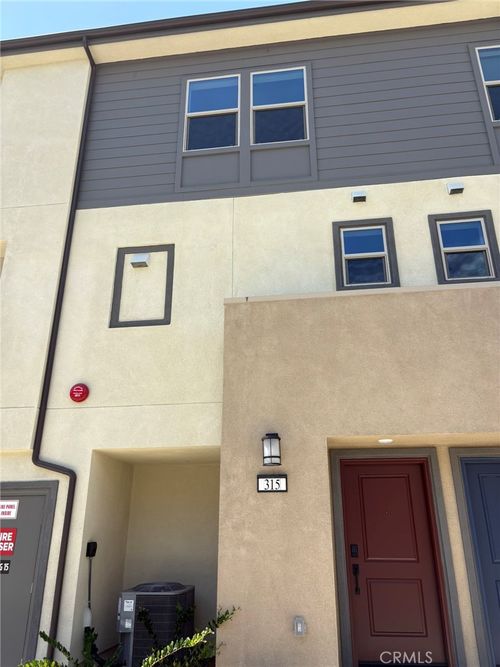 315 Honeysuckle Way, Oceanside, CA, 92057-8252 | Card Image