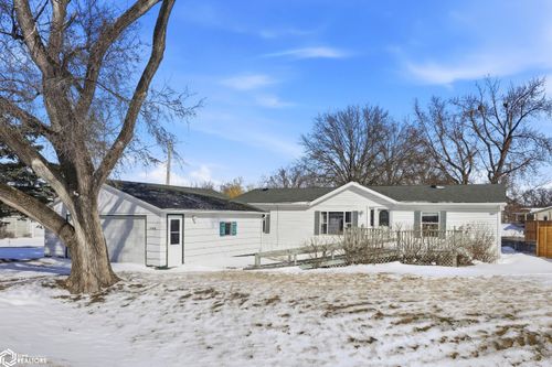 1920 W Main St, Washington, IA, 52353-2929 | Card Image