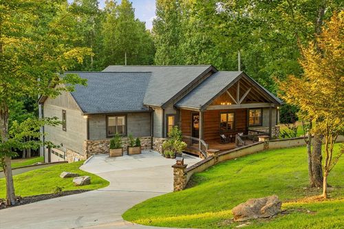 371 Windfield Cir, Blue Ridge, GA, 30513-7286 | Card Image