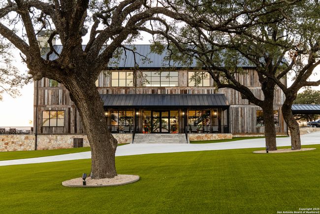 3288 Highway 39, Home with 14 bedrooms, 16 bathrooms and null parking in Hunt TX | Image 4