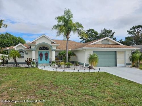 8359 Dunnellon Rd, Weeki Wachee, FL, 34613-7433 | Card Image