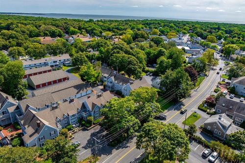 1-920 Main St, Osterville, MA, 02655-2037 | Card Image