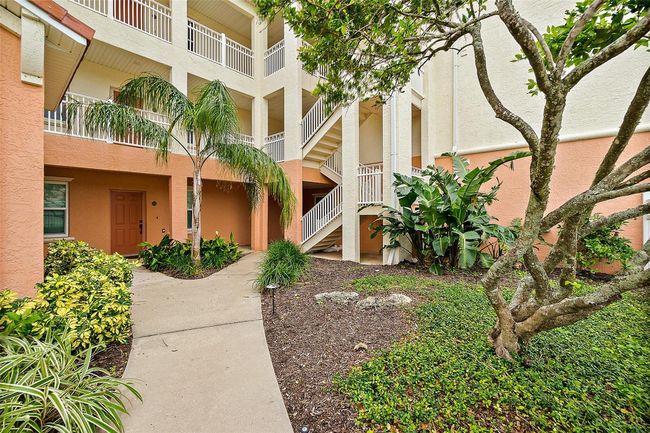 Beautiful Entry | Image 31