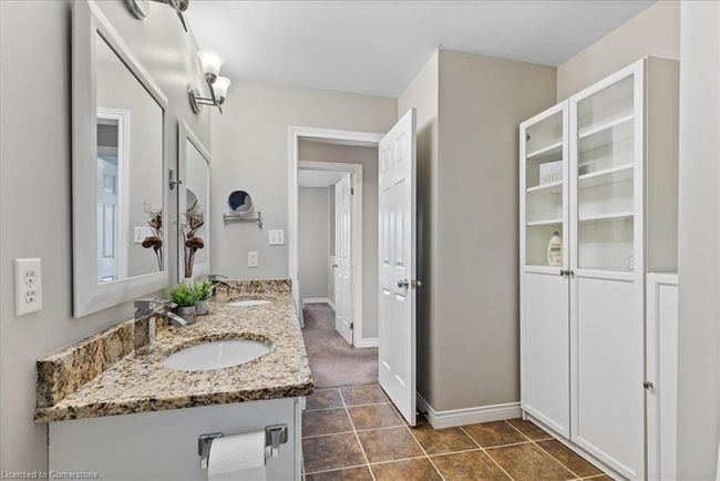 4566 Meadowview Dr, House other with 6 bedrooms, 3 bathrooms and 6 parking in Sebringville ON | Image 14
