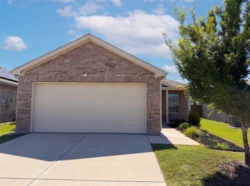 2214 Nightgrove Cir, Crandall, TX, 75114-0046 | Card Image
