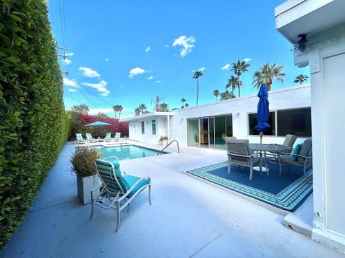 301 N Farrell Dr, Palm Springs, CA, 92262-6558 | Card Image