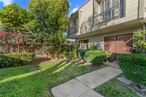 33-1800 W Gramercy Ave, Anaheim, CA, 92801-4546 | Card Image